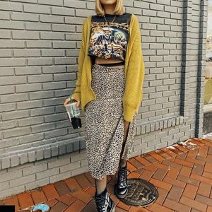 Motel saika midi skirt in leopard